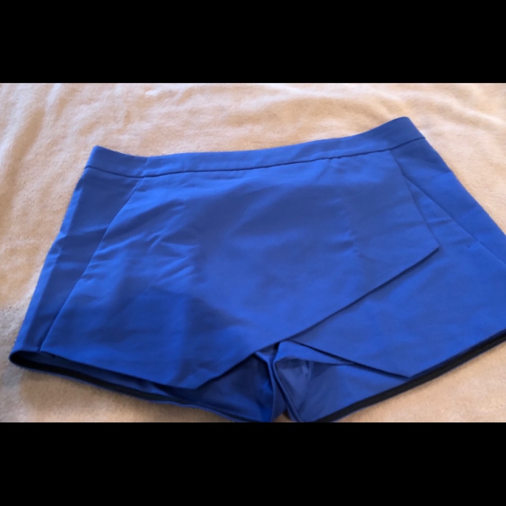 Express NWT skort/shorts size 10